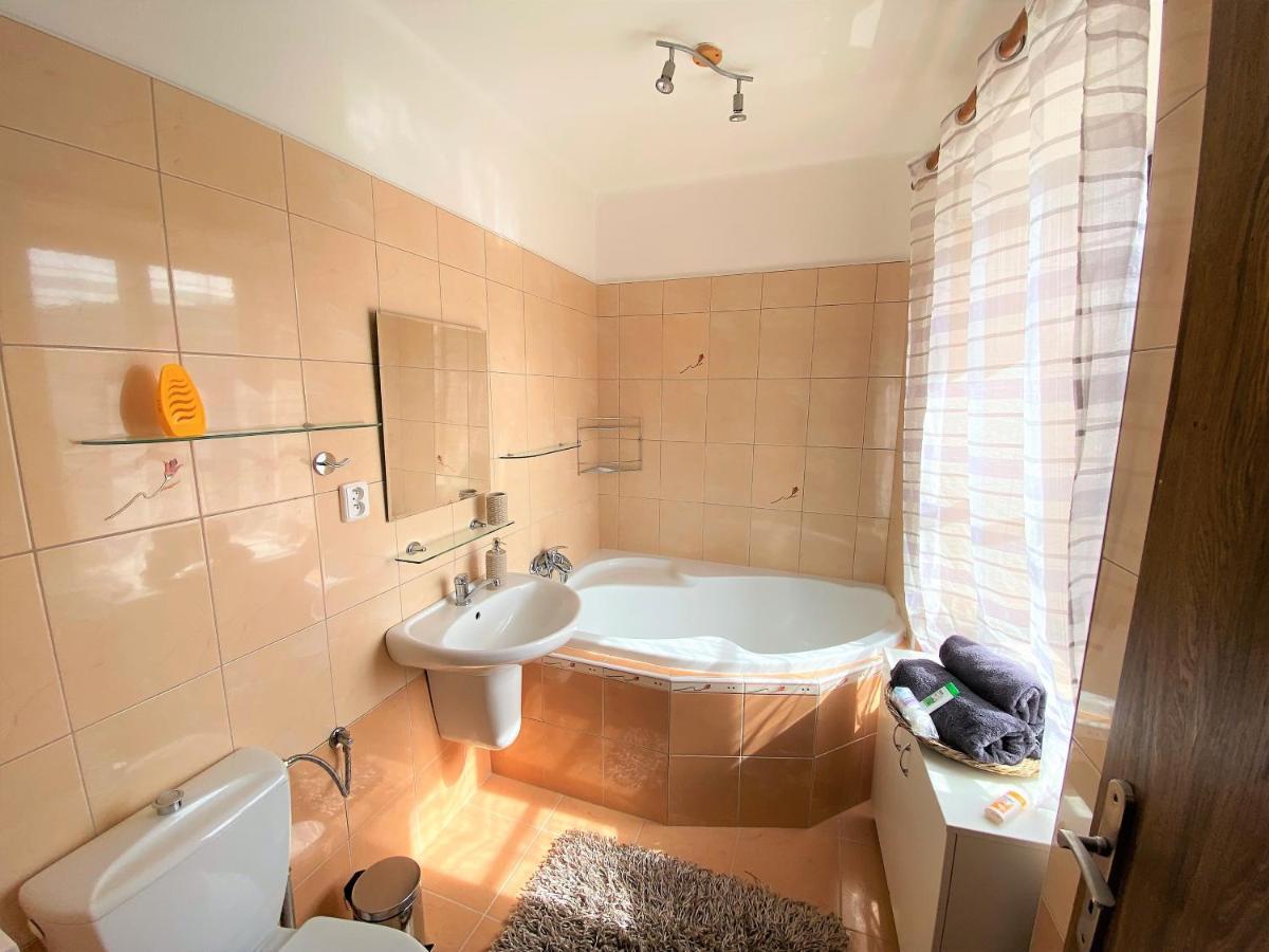 Apartman Prachatice Luaran gambar